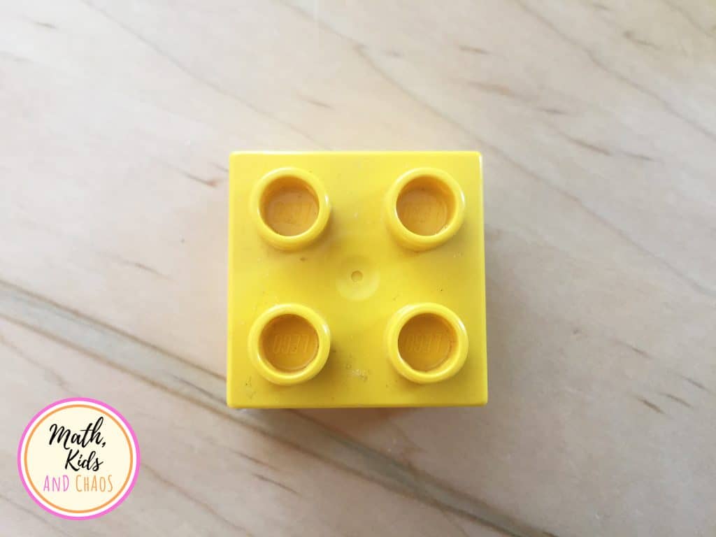 2 x 2 LEGO brick array